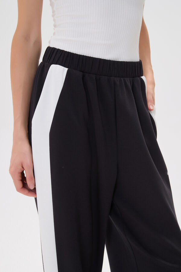 PANTALON DEPORTIVO RACHELLE 61 GUSTO 1 image number null