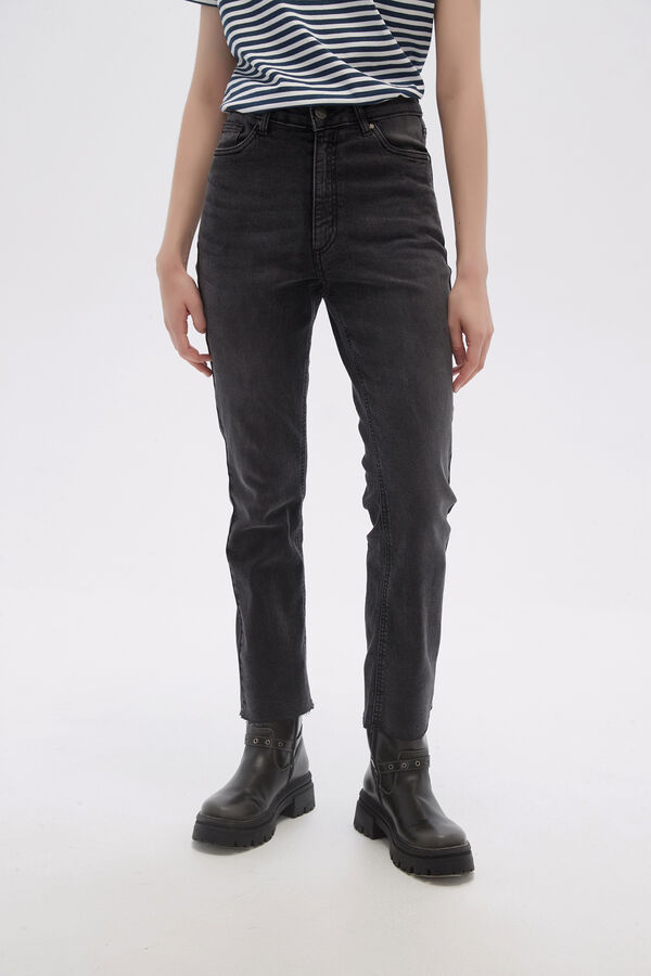 PANTALON BLUTE GRIS OSCURO image number null