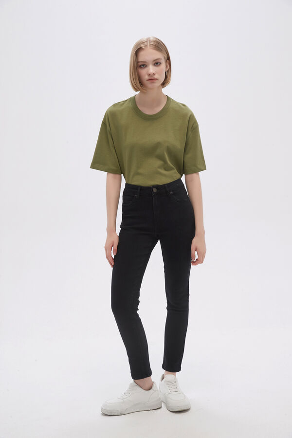 PANTALON SUBIRAS NEGRO image number null