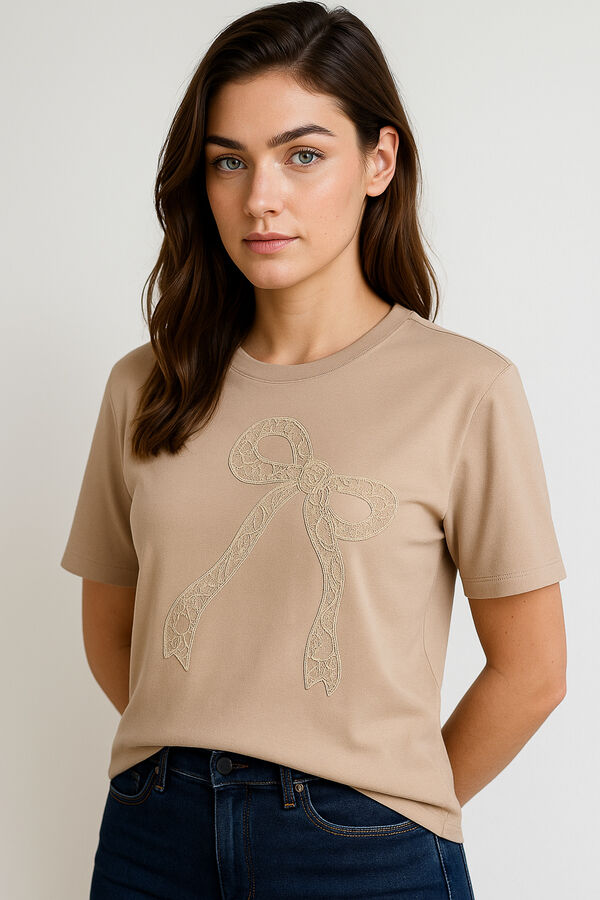 REMERA HUX TAUPE CLARO image number null