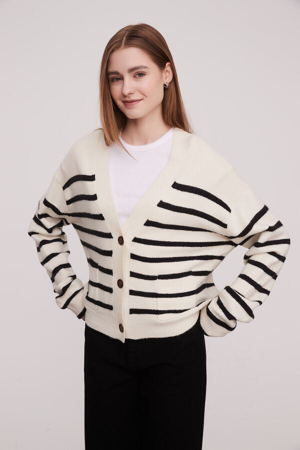 CARDIGAN SPATZ GUSTO 1 image number null