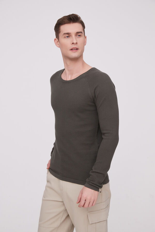 SWEATER MAIDO VERDE OLIVA OSCURO image number null
