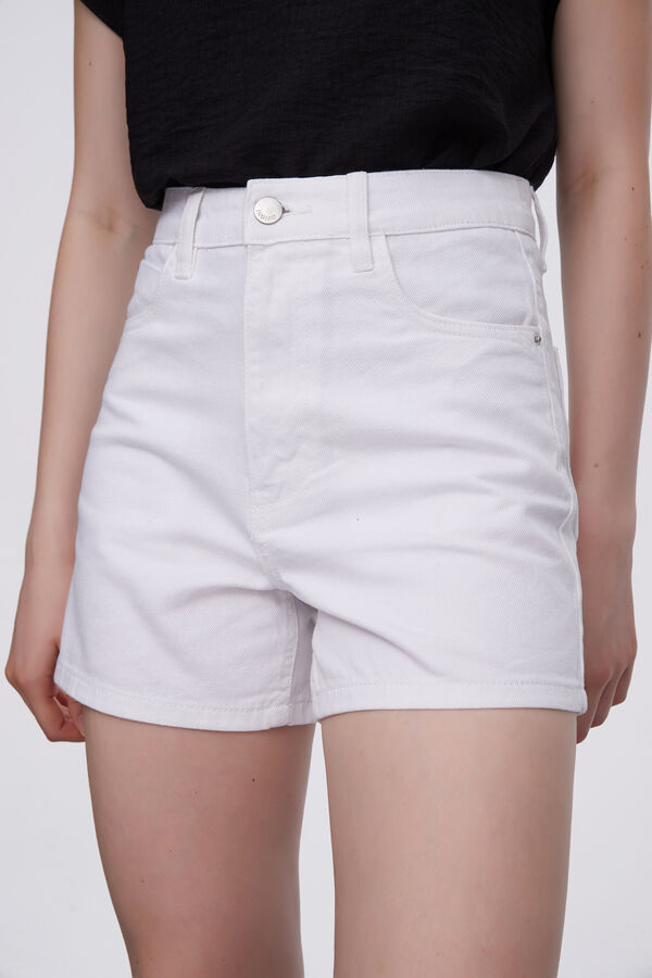 SHORT KARIME BLANCO image number null