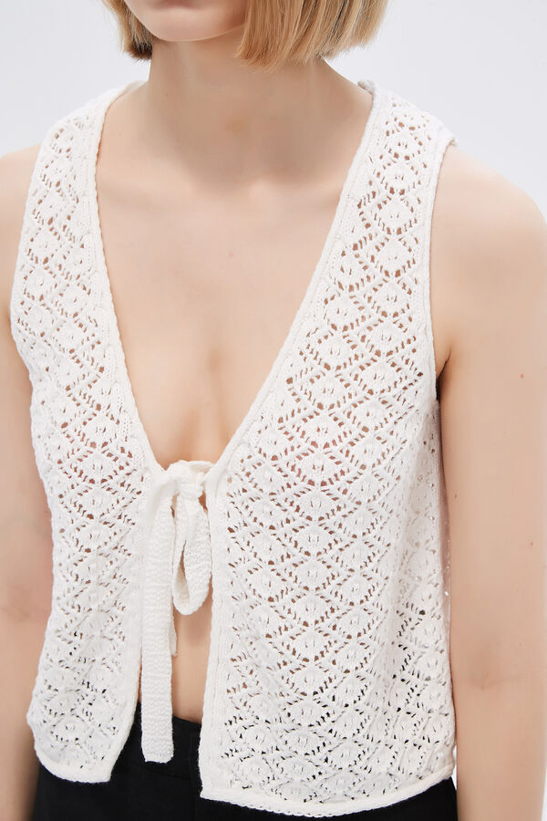 TOPS TITIK MARFIL  / OFF WHITE image number null