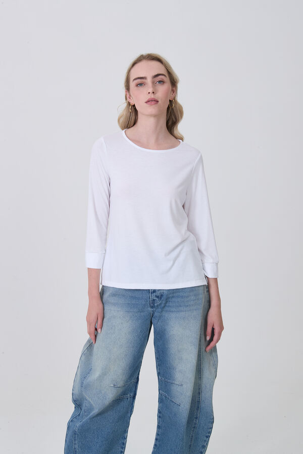 REMERA LUQI BLANCO image number null