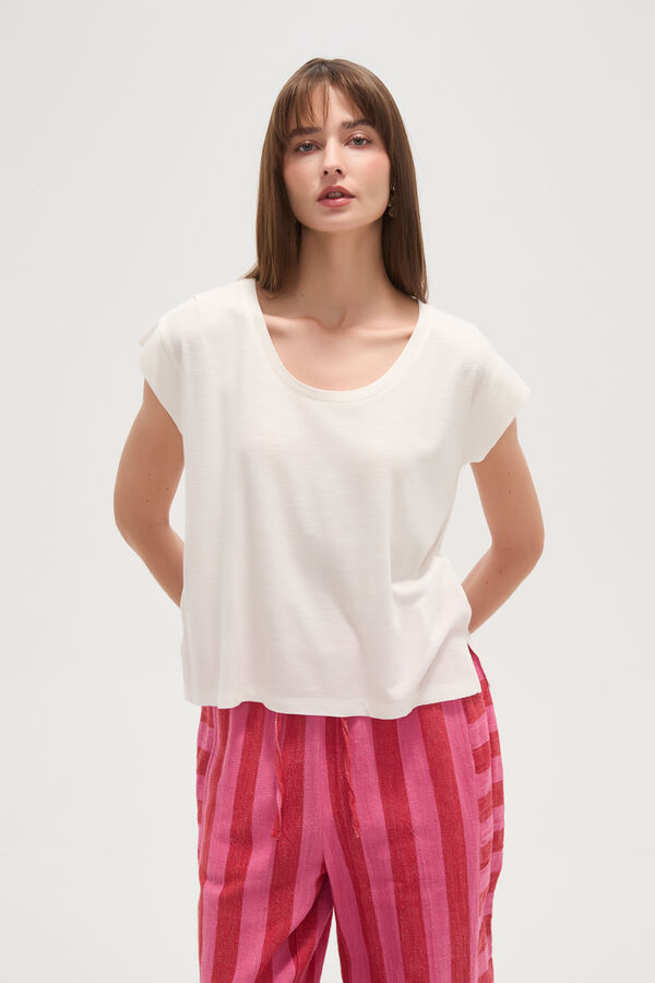 REMERA AILANA MARFIL  / OFF WHITE image number null