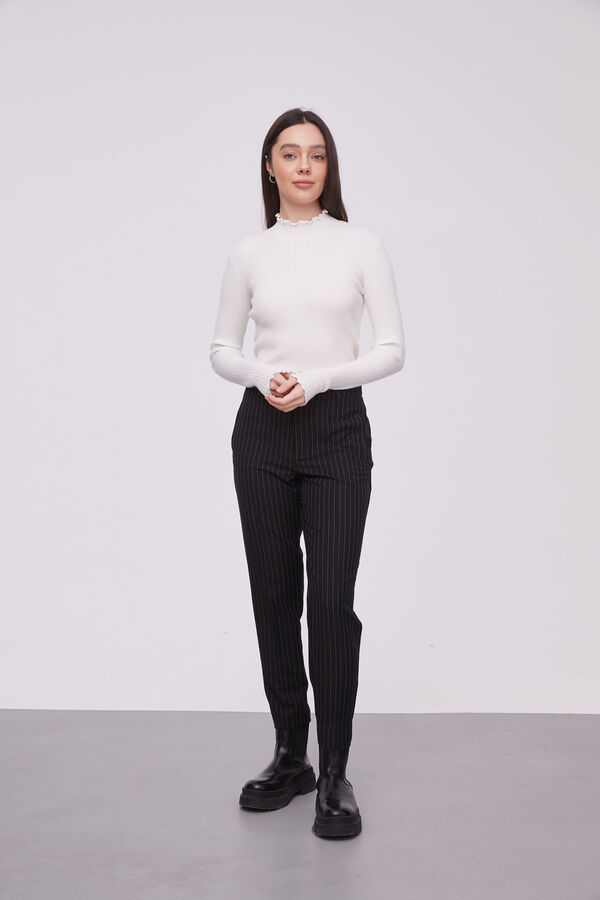 PANTALON MAGER NEGRO image number null