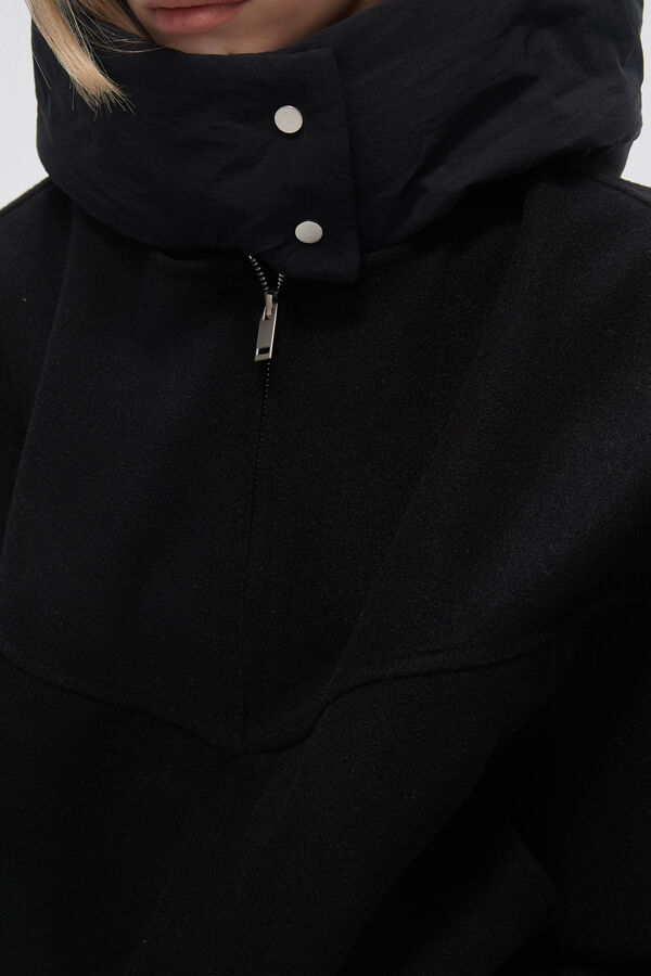 CAMPERA PLINTA NEGRO image number null