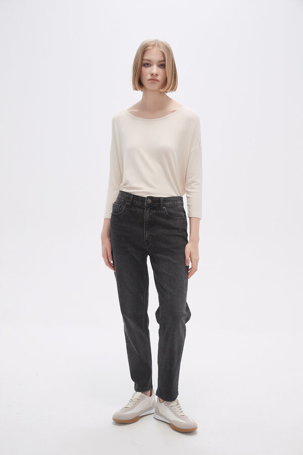 PANTALON JEANIU GRIS OSCURO image number null
