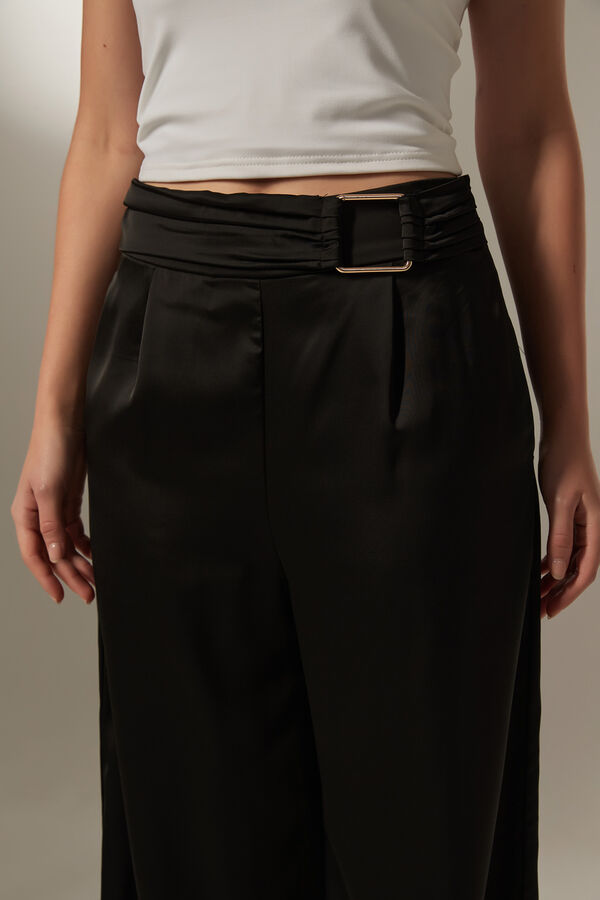 PANTALON SAQUERI NEGRO image number null