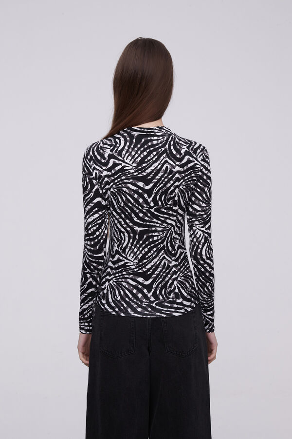 REMERA AMECHA GUSTO 2 image number null