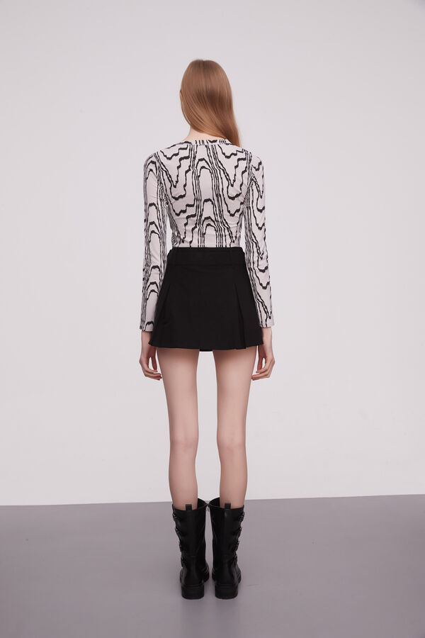 FALDA PEPILA NEGRO image number null