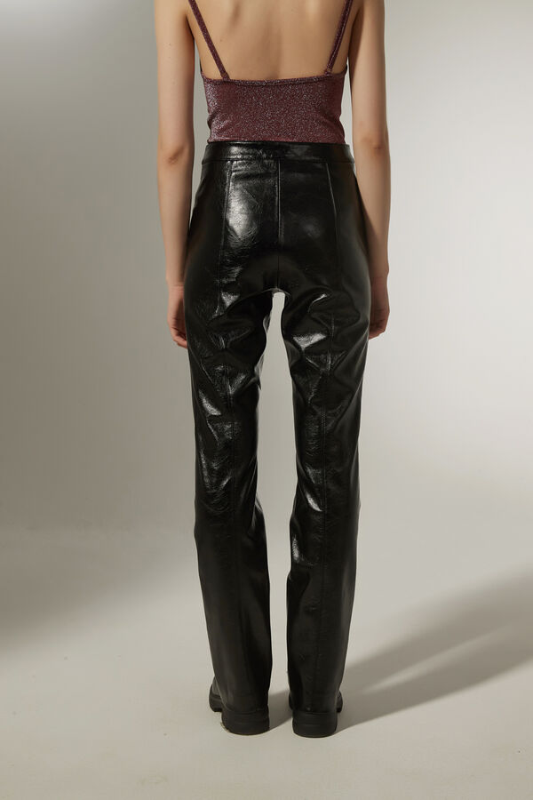 PANTALON DAZEN NEGRO image number null
