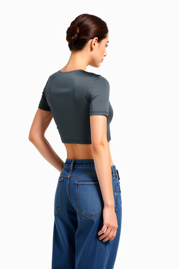 REMERA HAZAKURA GRIS OSCURO image number null