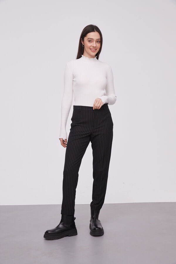 PANTALON MAGER NEGRO image number null