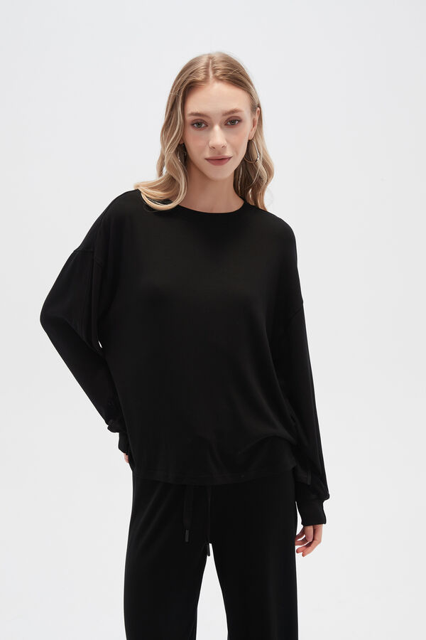 BUZO JABELIN NEGRO image number null