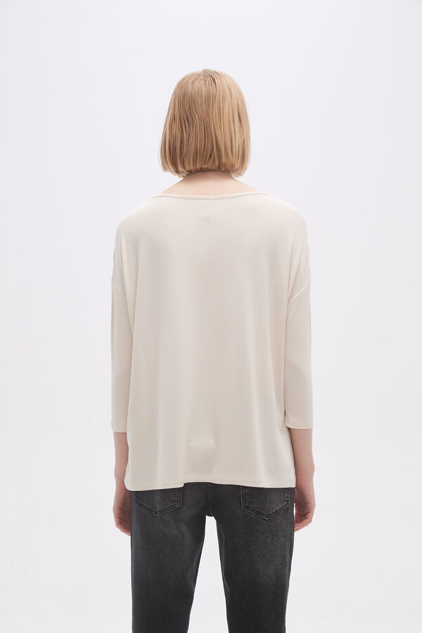 REMERA CAPACHOAS CRUDO / NATURAL
