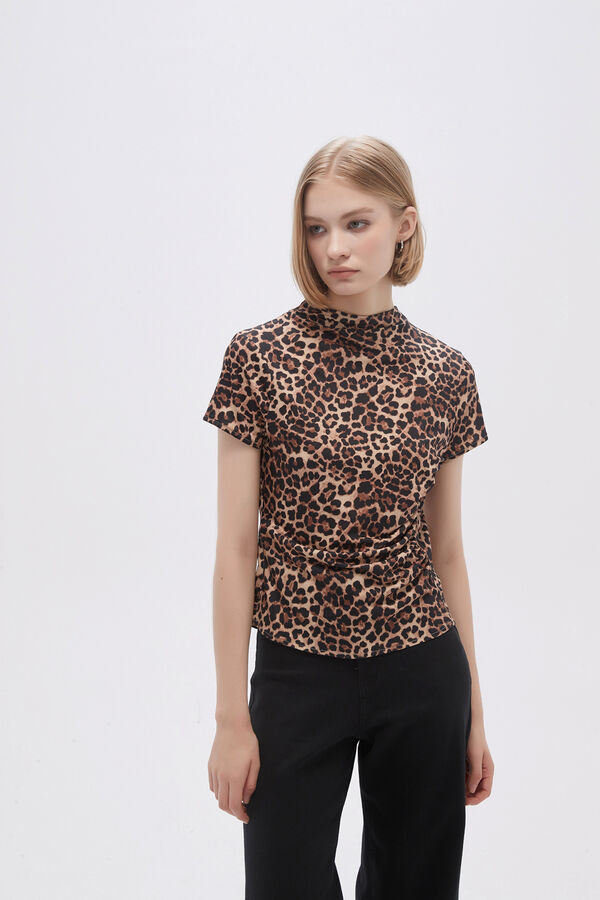 REMERA UESTER GUSTO 1