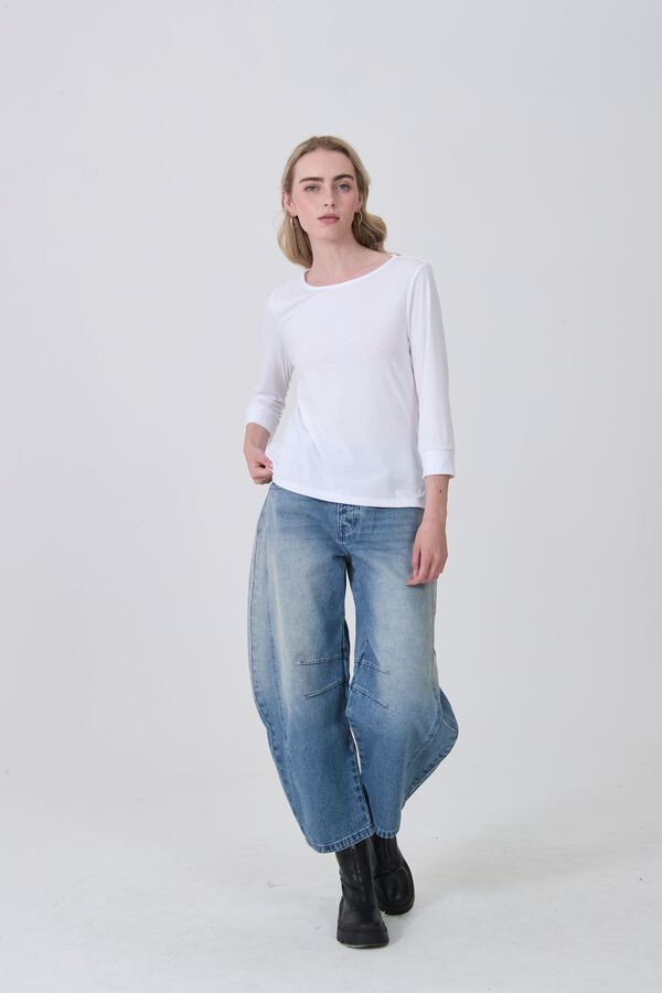 REMERA LUQI BLANCO image number null