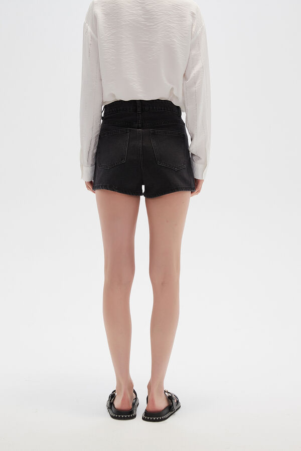 SHORT SHERIDAN GRIS OSCURO image number null