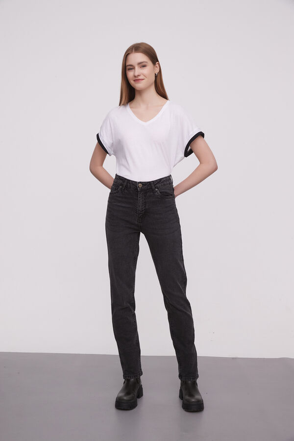 PANTALON LILIOS GRIS MEDIO image number null