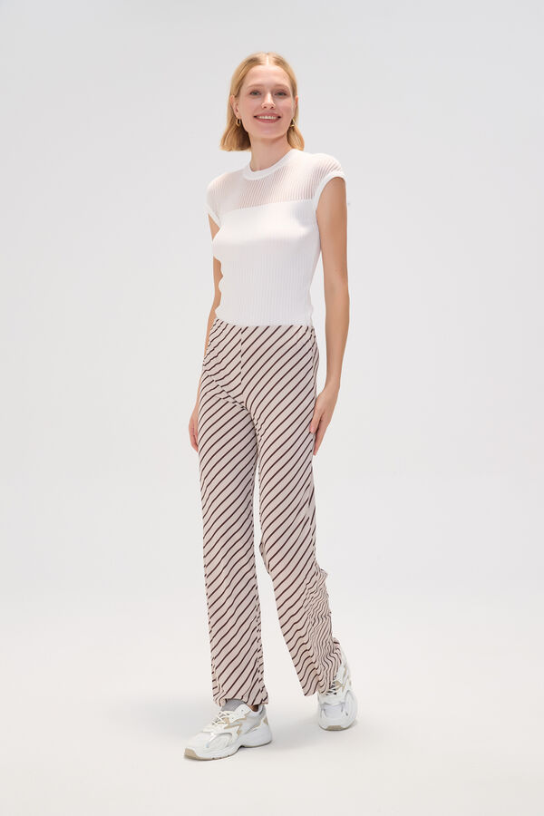 PANTALON KRUNG GUSTO 1 image number null