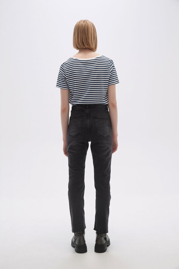 PANTALON BLUTE GRIS OSCURO image number null