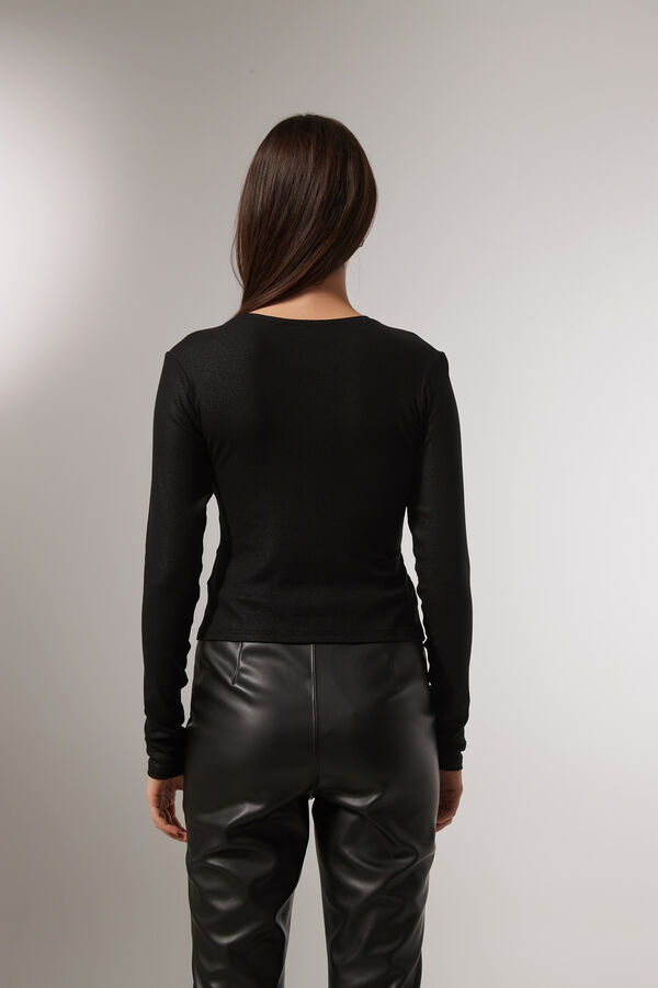 REMERA JERDE NEGRO image number null