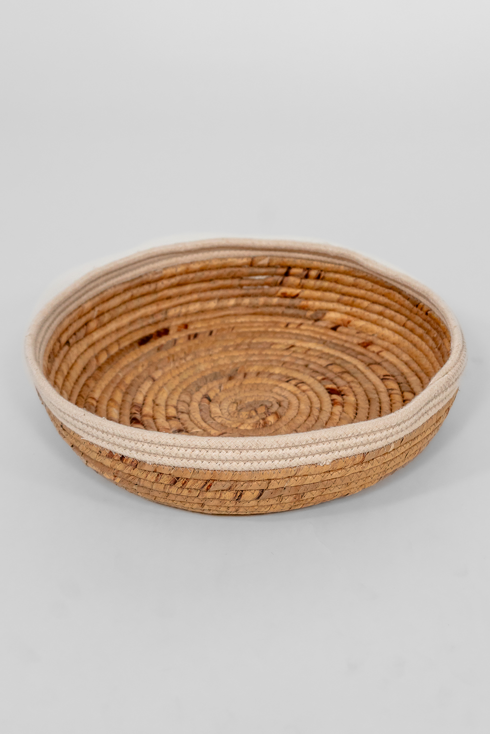 Cesta Jacinto Borde Blanco COLOR UNICO